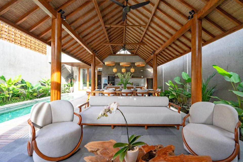 Patio, Day, Garden, View (from property/room), Balcony/Terrace, Living room, Seating area, Garden view, Pool view, Swimming pool
