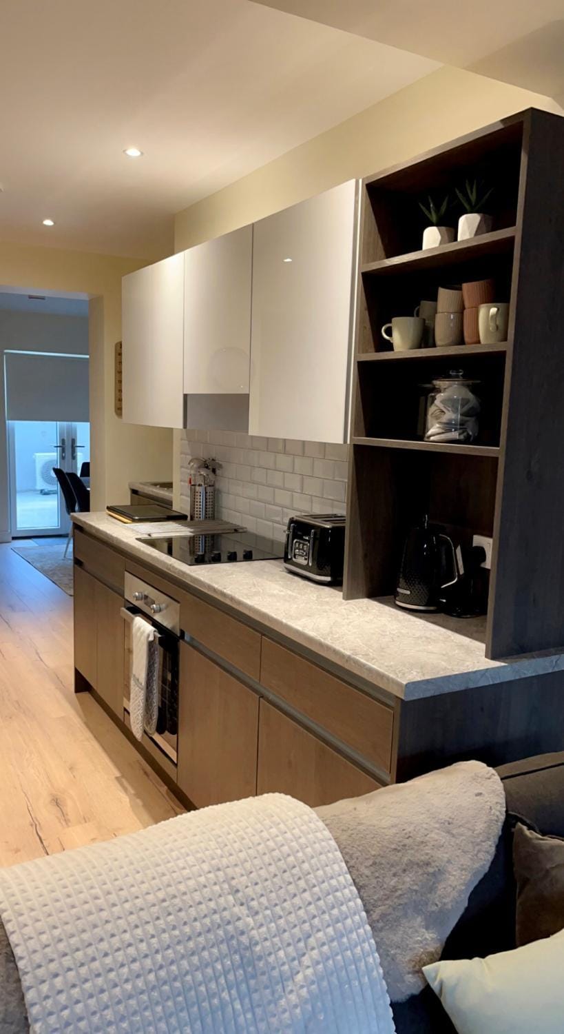 Kitchen or kitchenette, minibar, pet friendly, stove