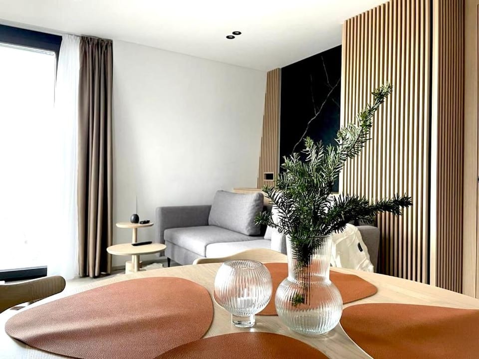 Living room, Photo of the whole room, Seating area