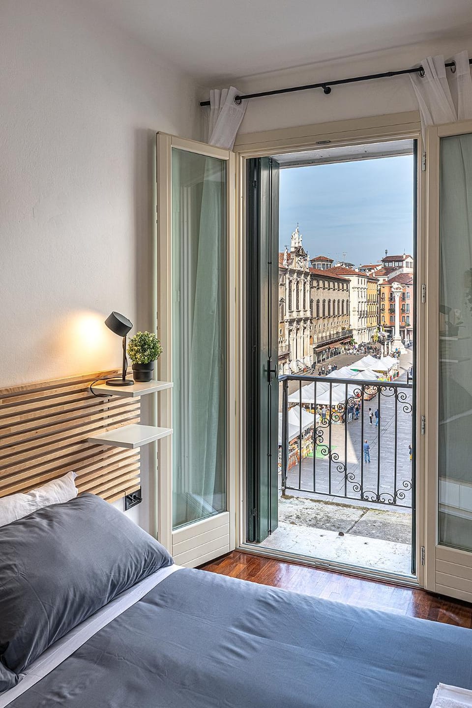 Bed, View (from property/room)
