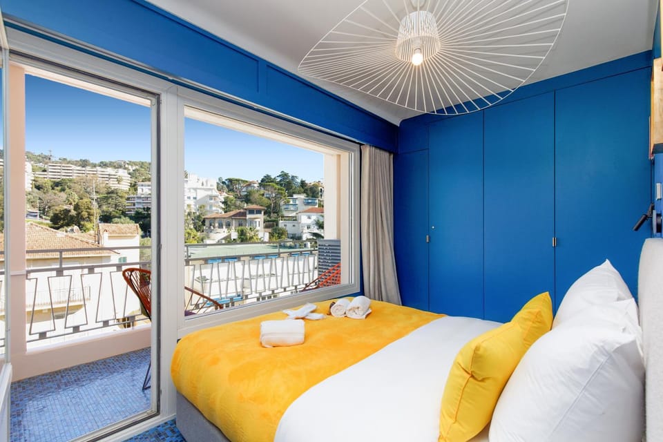 Les Légendes YourHostHelper Apartment in Cannes