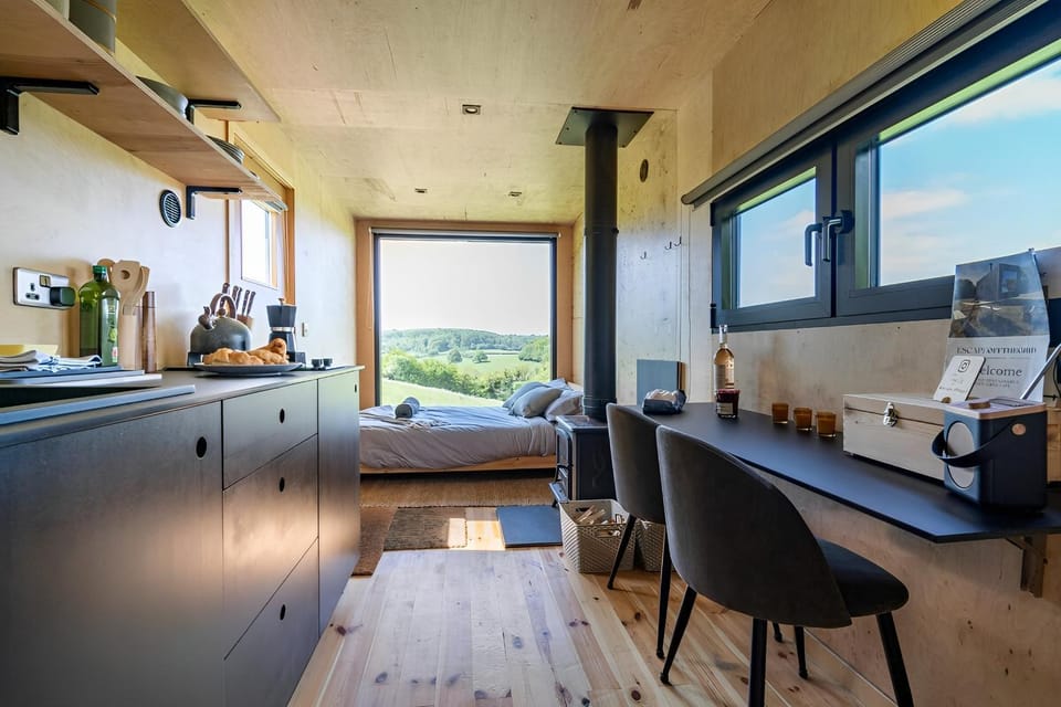 Bed, Natural landscape, Coffee/tea facilities, View (from property/room), Kitchen or kitchenette, Photo of the whole room, Dining area, Bedroom