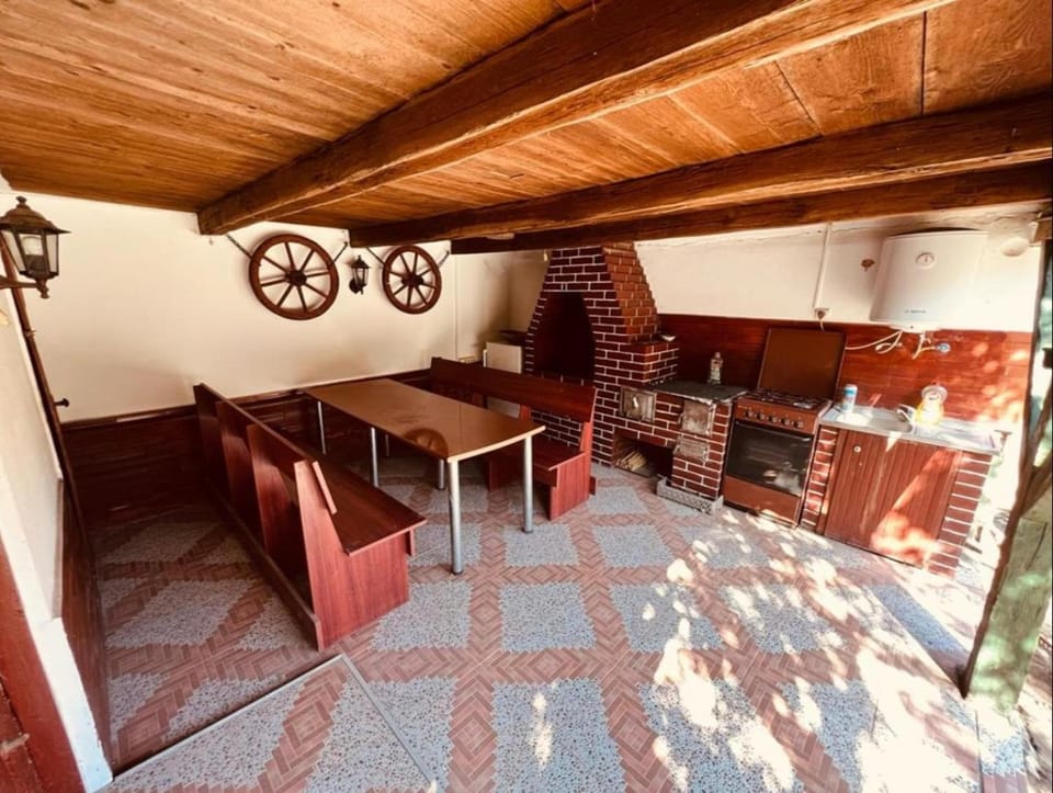 Countryside house with 3 bedrooms House in Romania