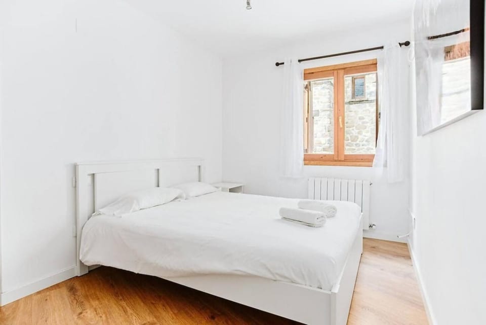 Edelweiss by Cardi Suites Apartment in Aragon