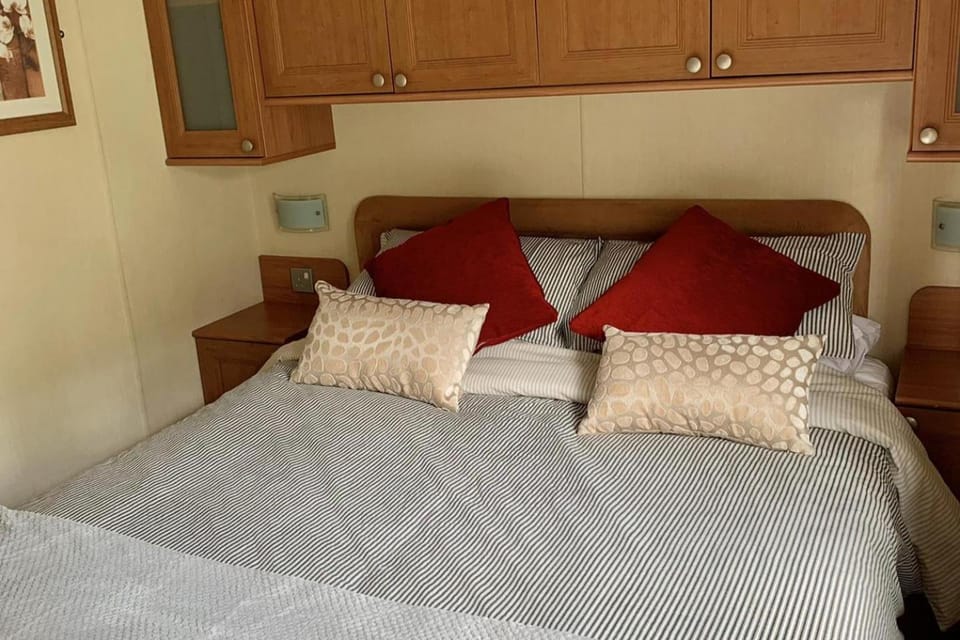 Static Caravan 2 Bedrooms - sleeps 4 Chalet in Scotland