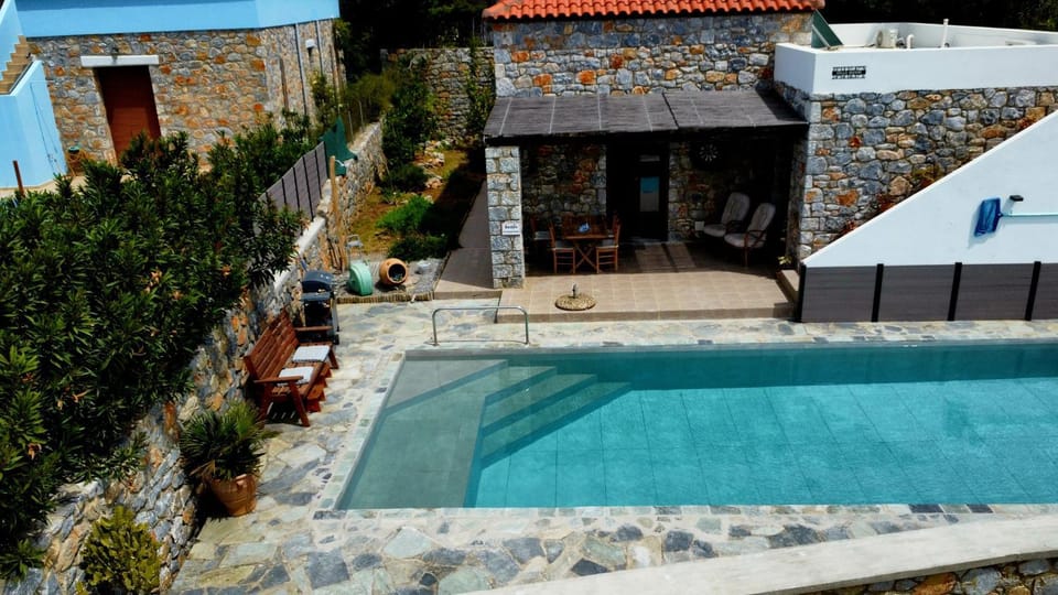 Villa Mavri Ruhige private Pool Villa, Meerblick Villa in Crete Region