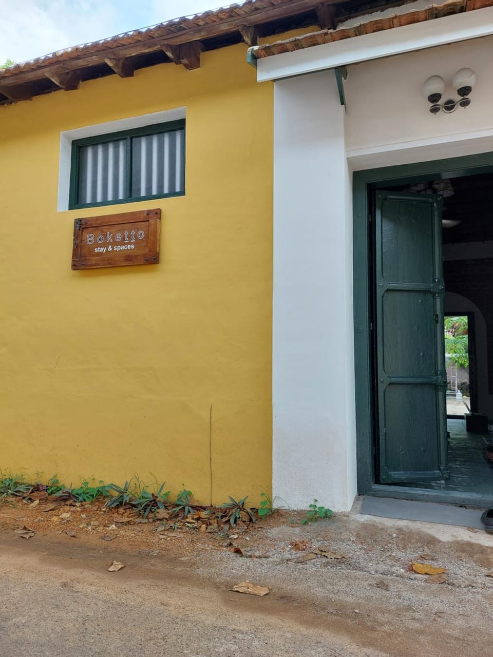 Property building, Internal: Not applicable to any particular room