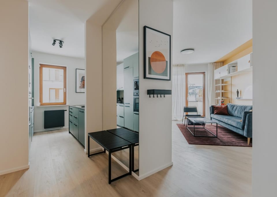 Kitchen or kitchenette, Seating area