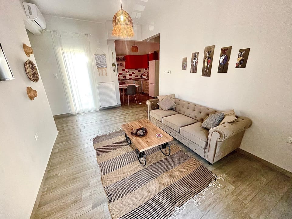 Living room, Seating area, kitchen