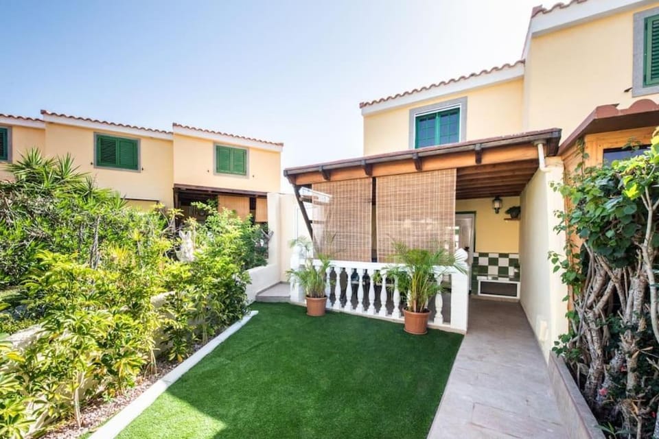 Garden, Garden view