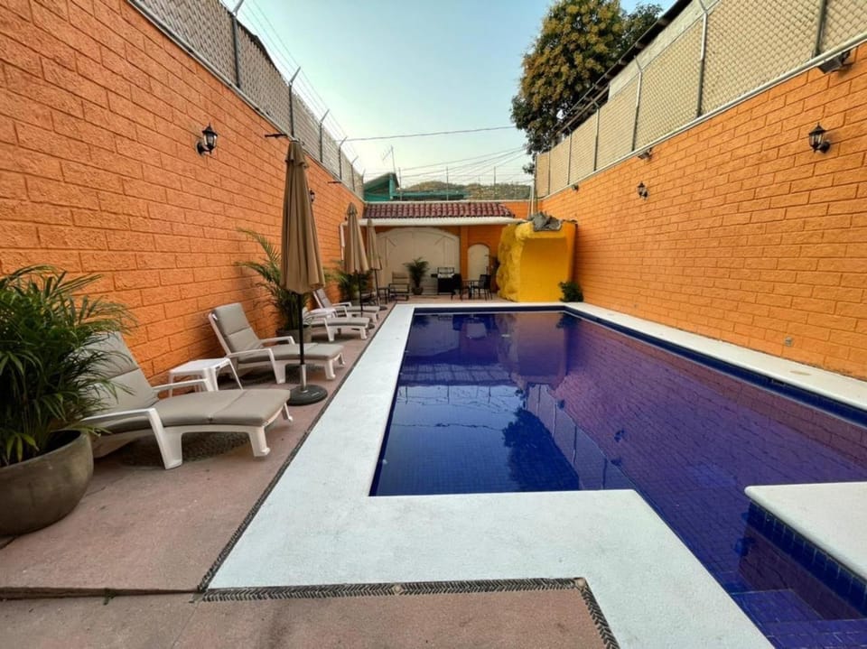 Erase una vez o la Catarina Villa in Zihuatanejo