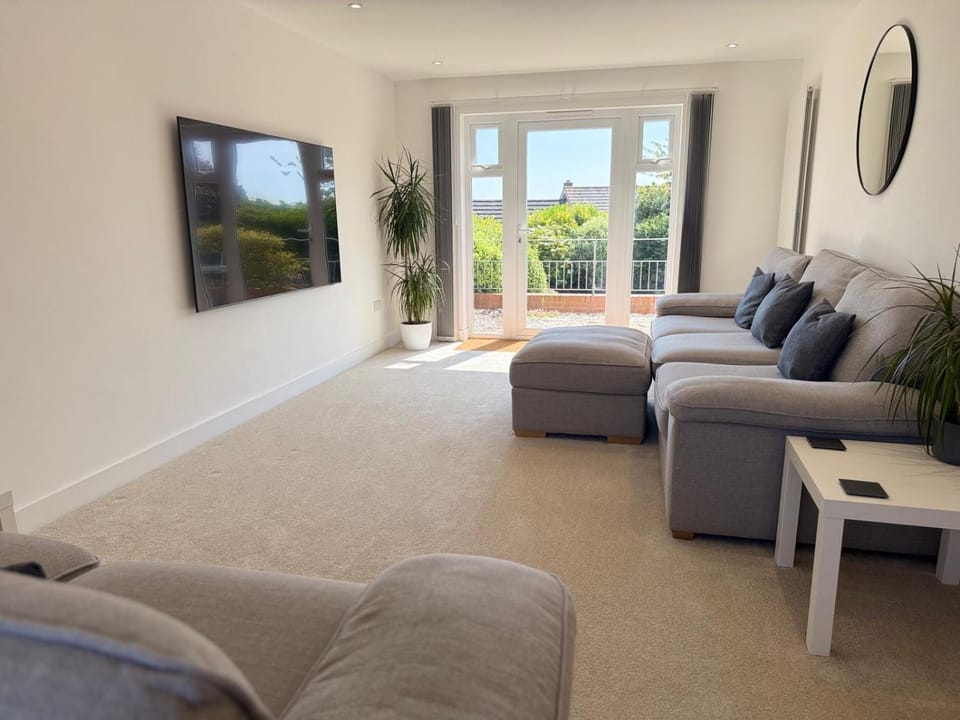TV and multimedia, Living room