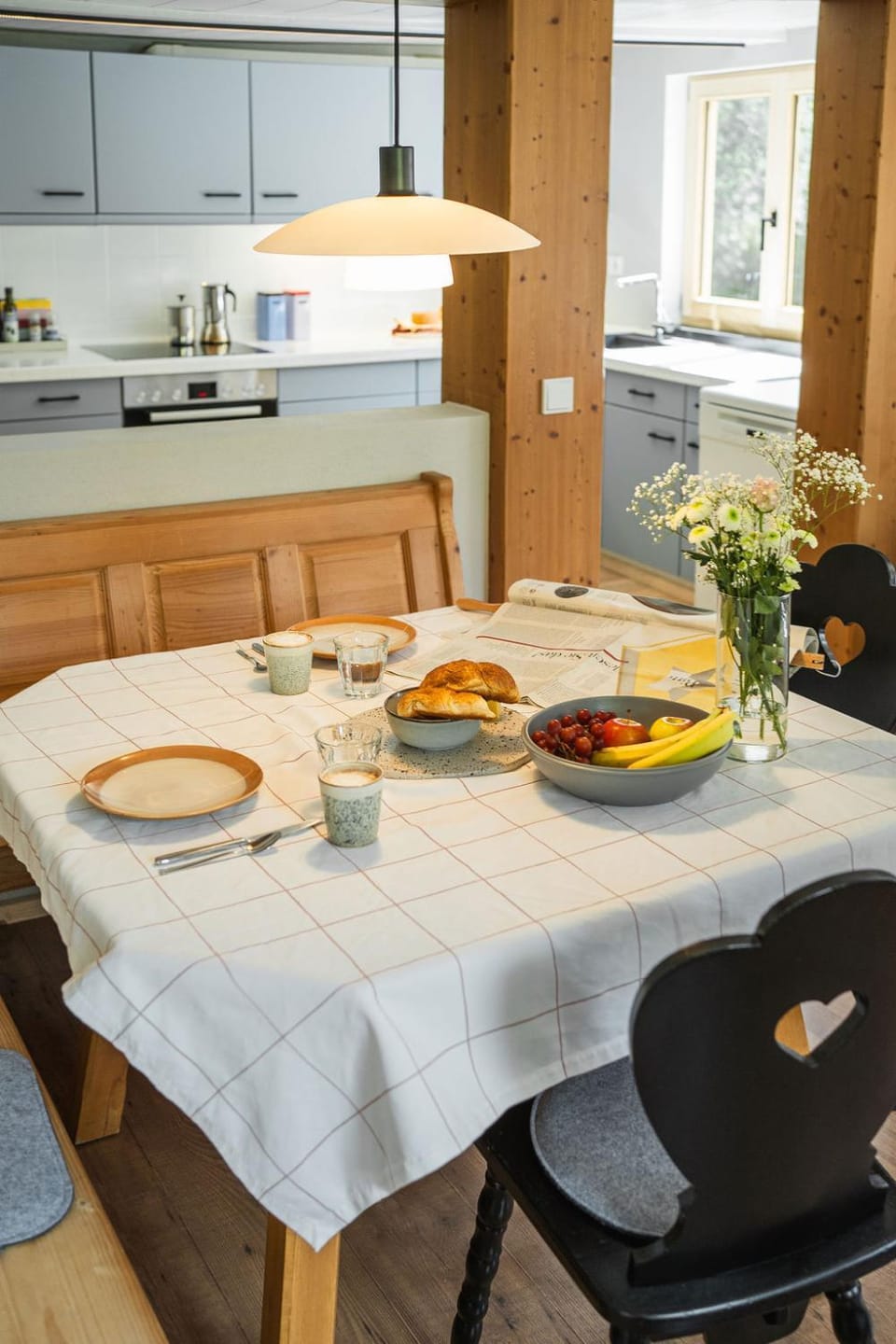 Dining area, kitchen