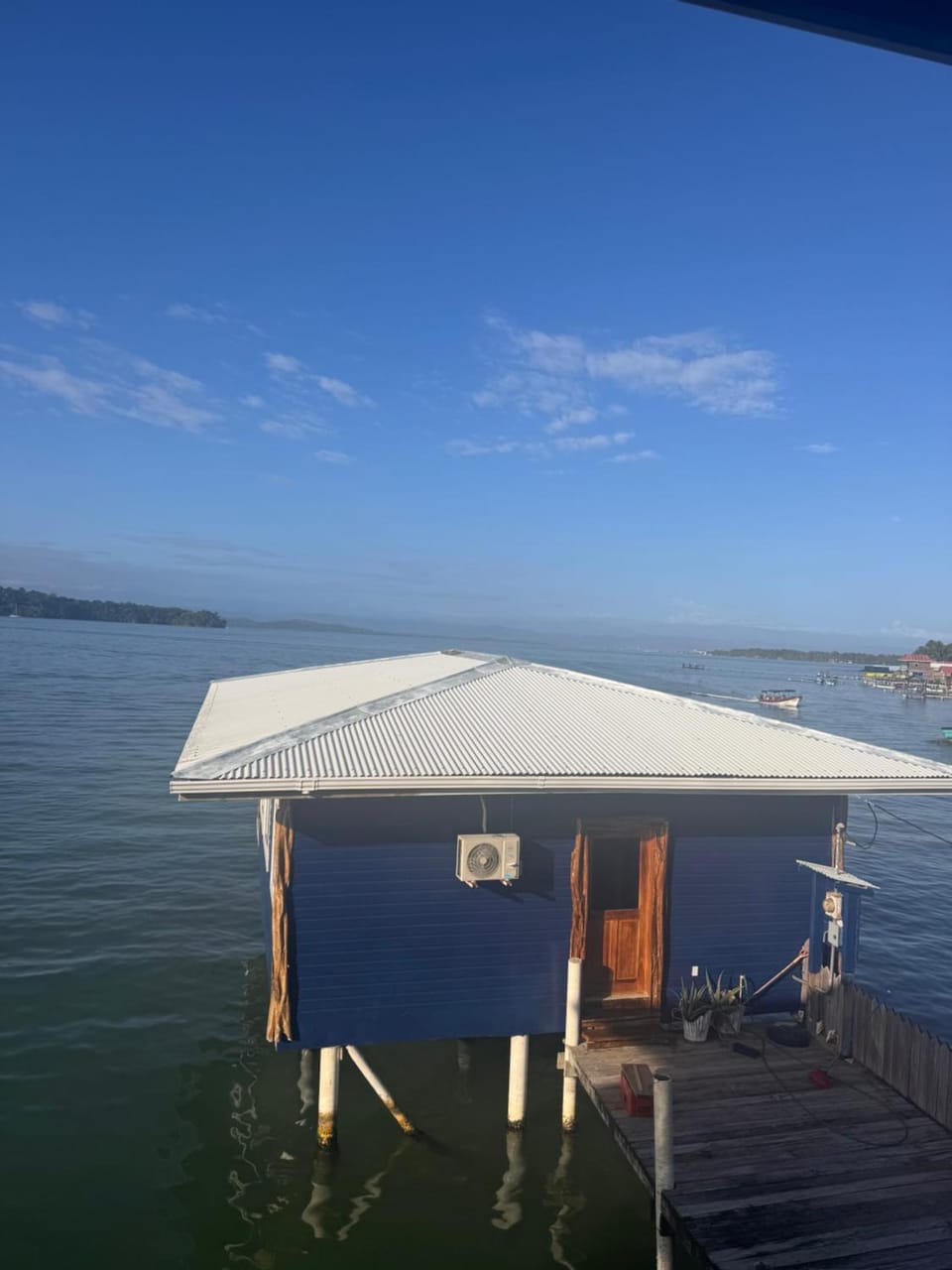 Casita Azul House in Bastimentos Island