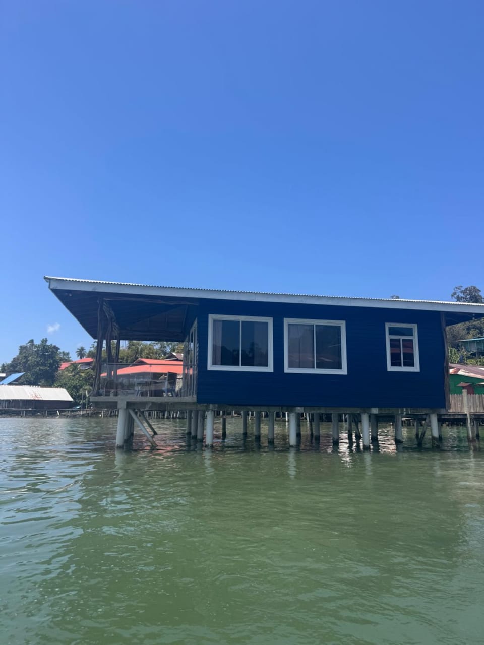 Casita Azul House in Bastimentos Island