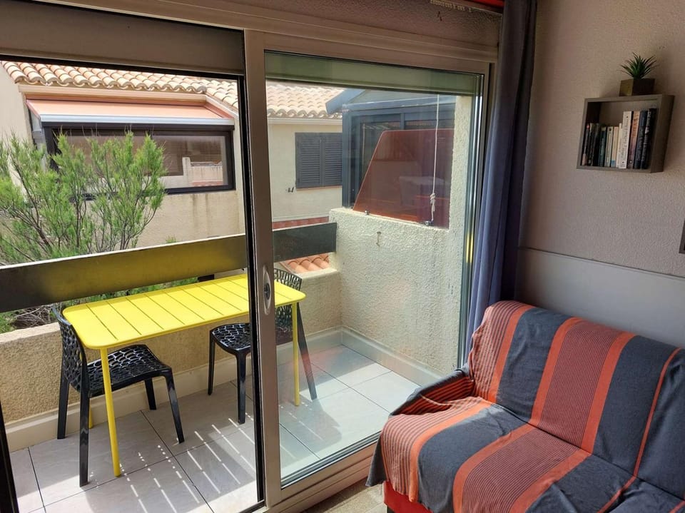 Balcony/Terrace, Balcony/Terrace