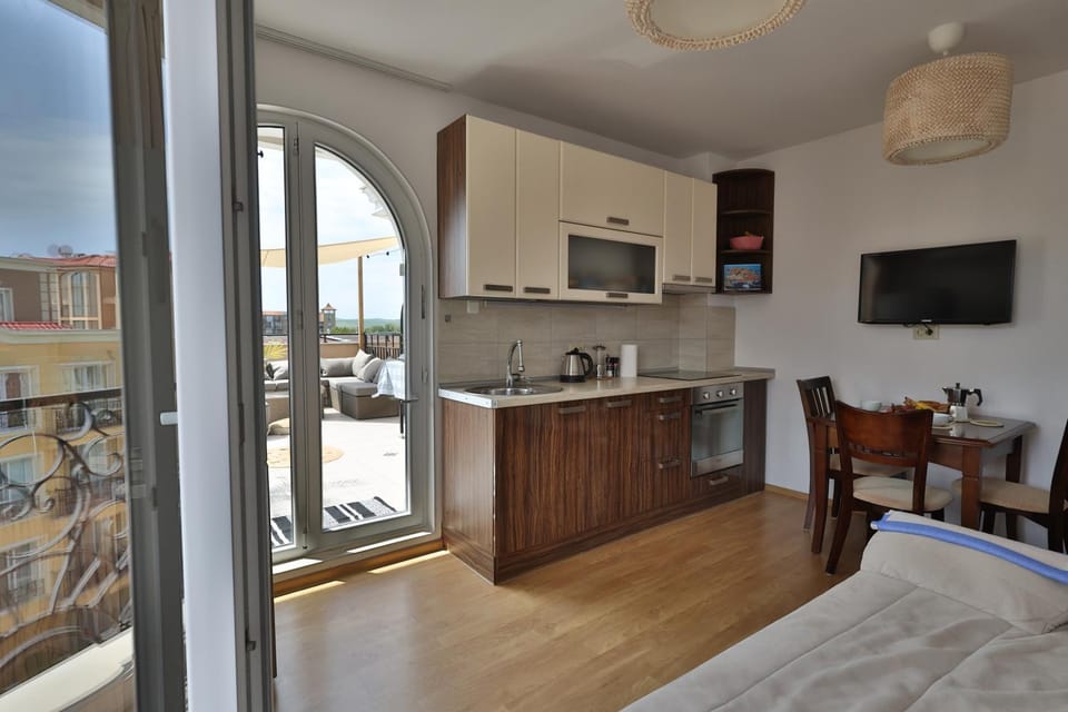 Messembria Resort Apartment in Sunny Beach