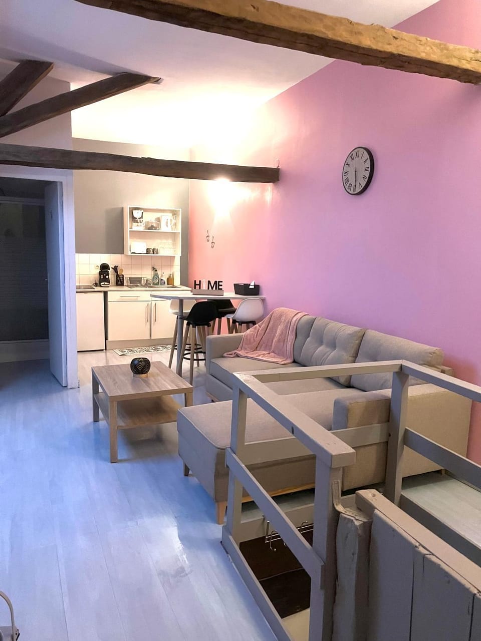 Chablis: grand studio en plein centre ville Apartment in Chablis