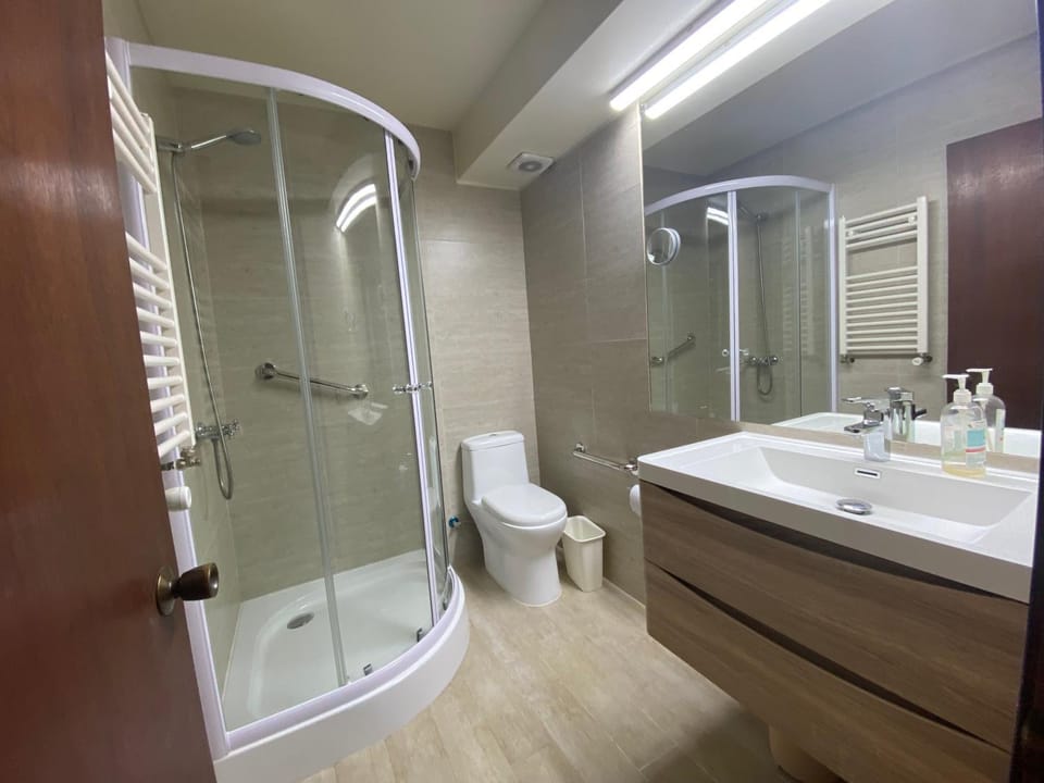 Shower, Bathroom