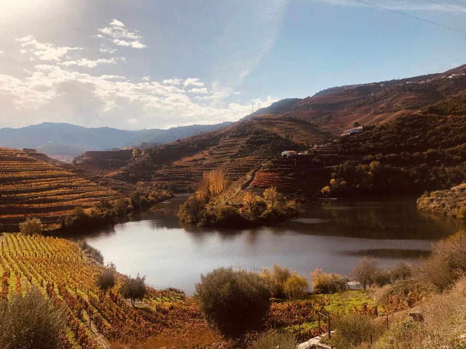 Nearby landmark, Day, Natural landscape, Mountain view, River view