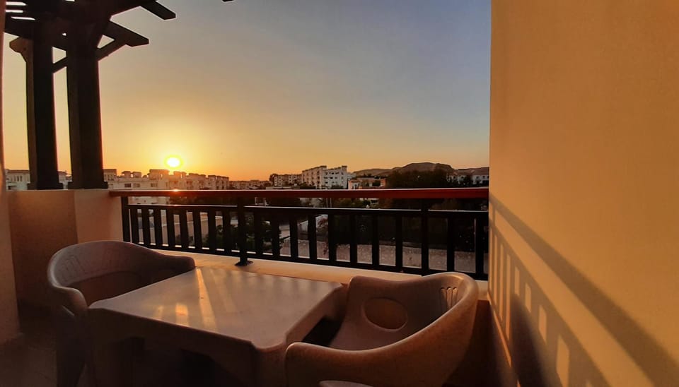View (from property/room), Balcony/Terrace, Sunset