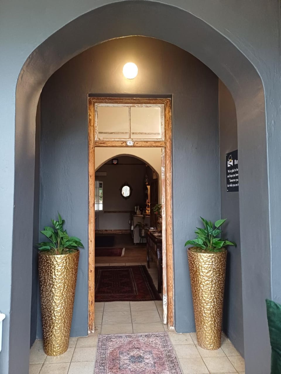 Property building, Facade/entrance