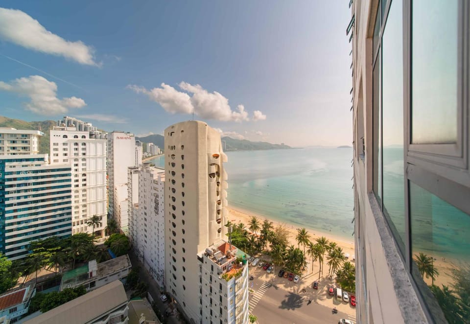 Property building, Nearby landmark, Day, Natural landscape, Bird's eye view, Beach, City view, Sea view