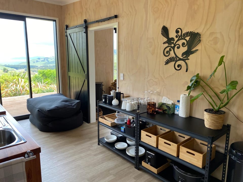 Whakaipo Bay Cabin Retreat Taupo Cabin in Taupo