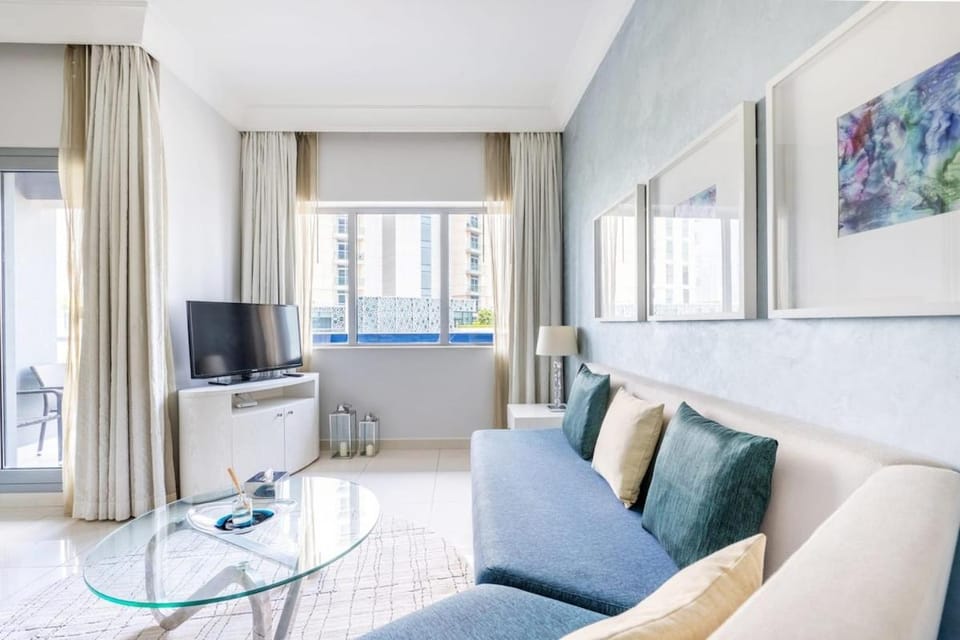 Damac Mall Street Residences Apartment in Dubai