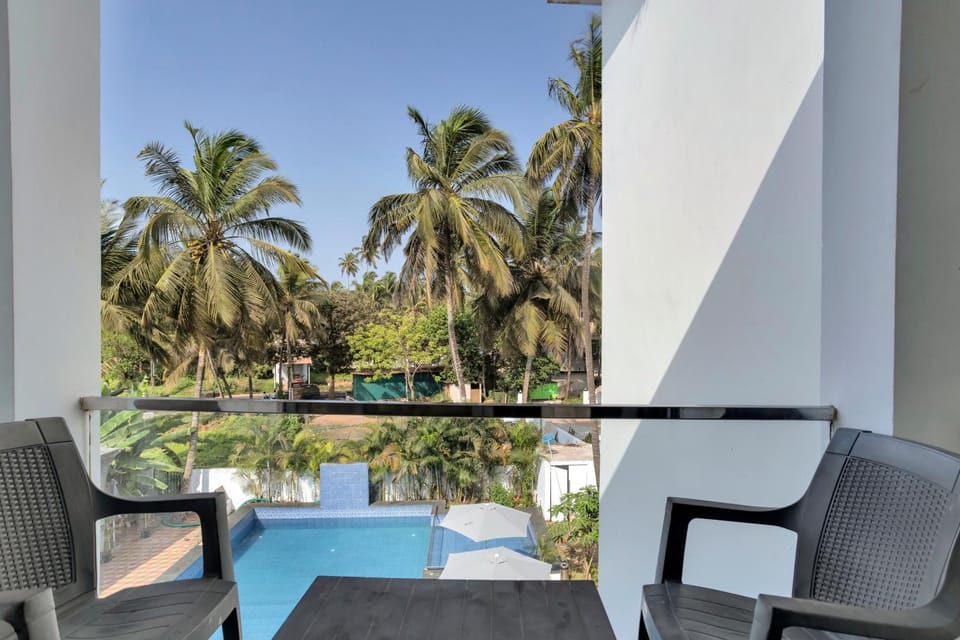 Balcony/Terrace, Swimming pool