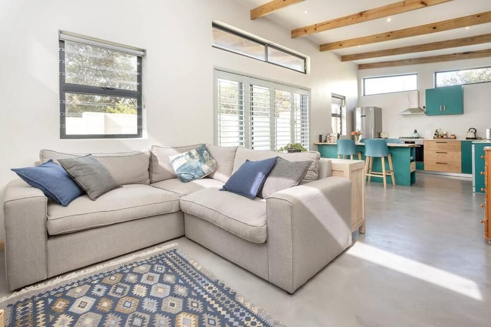 Cosy Cottage - Wood-fired Hot Tub & Fire Pit Apartment in Western Cape