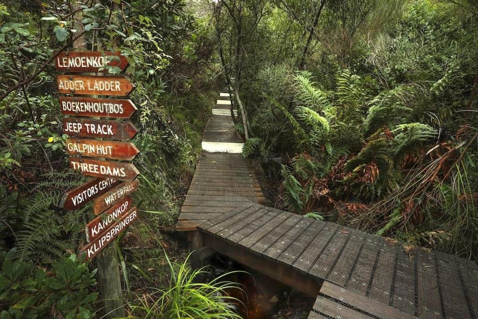 Nearby landmark, Natural landscape