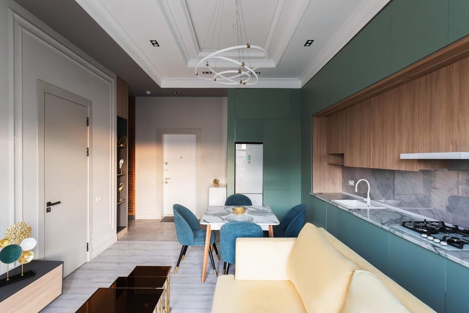 Kitchen or kitchenette, Seating area, Dining area