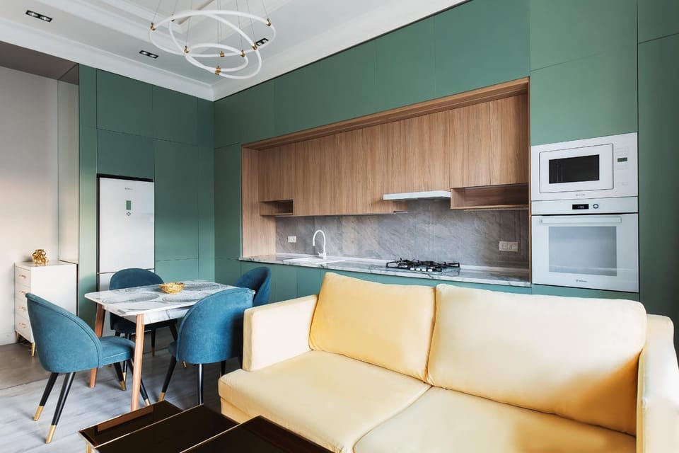 Kitchen or kitchenette