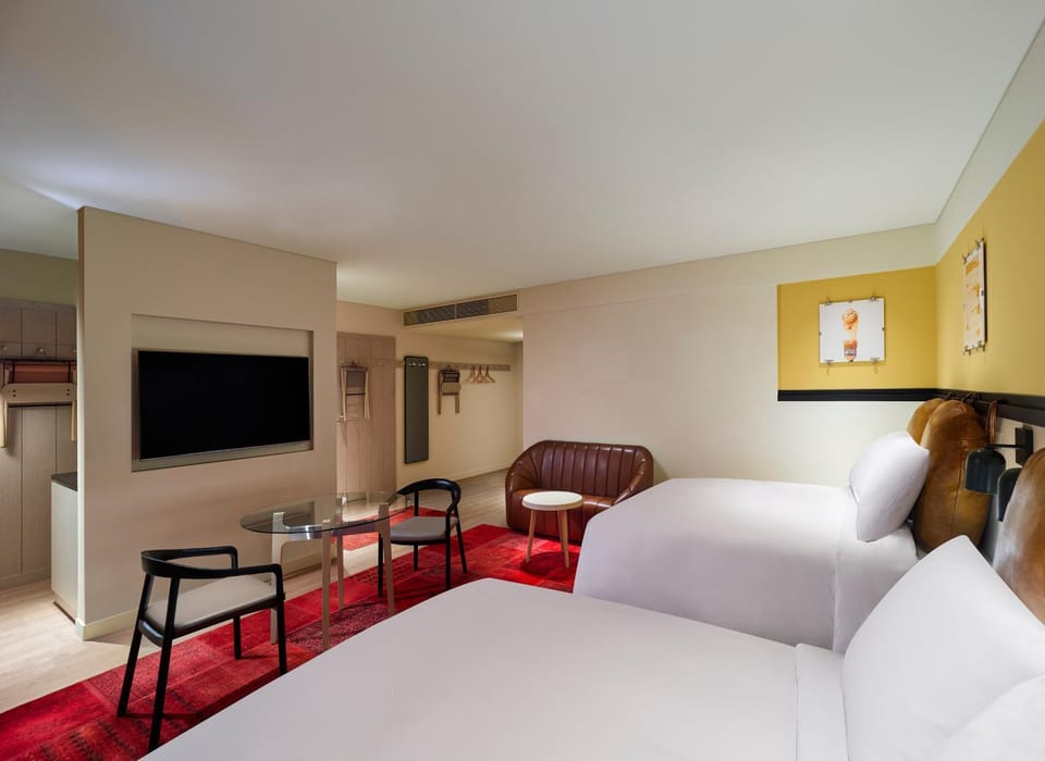 Seating area, Bedroom