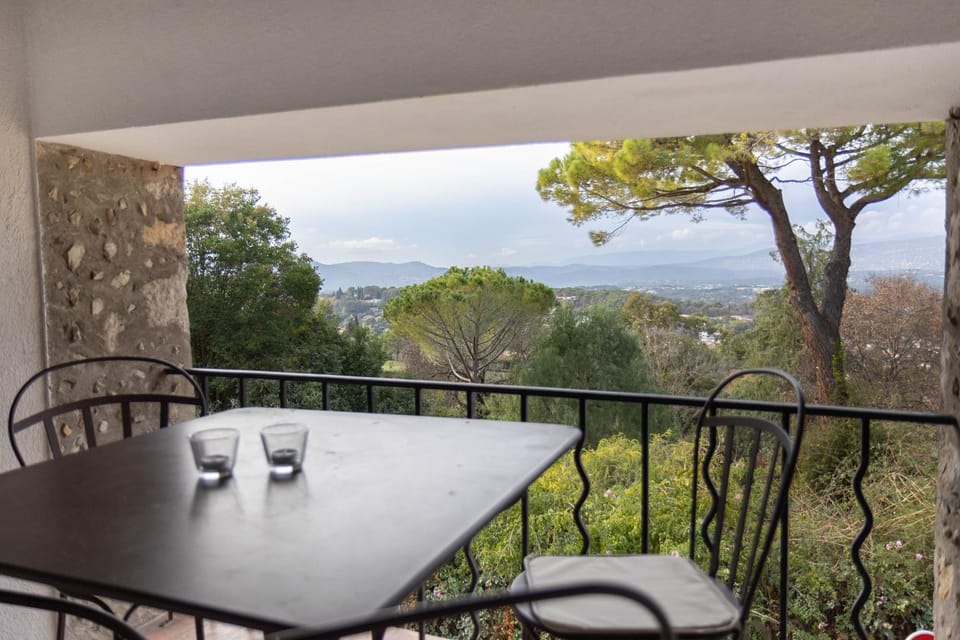 Patio, Natural landscape, View (from property/room), Balcony/Terrace, Mountain view