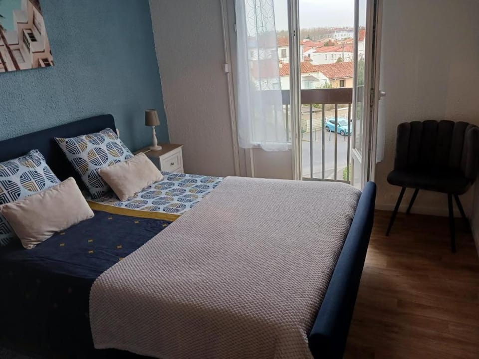 APPARTEMENT T2,1chambre,balcon,parking,10 minutes plage,linge fournis Apartment in Perpignan
