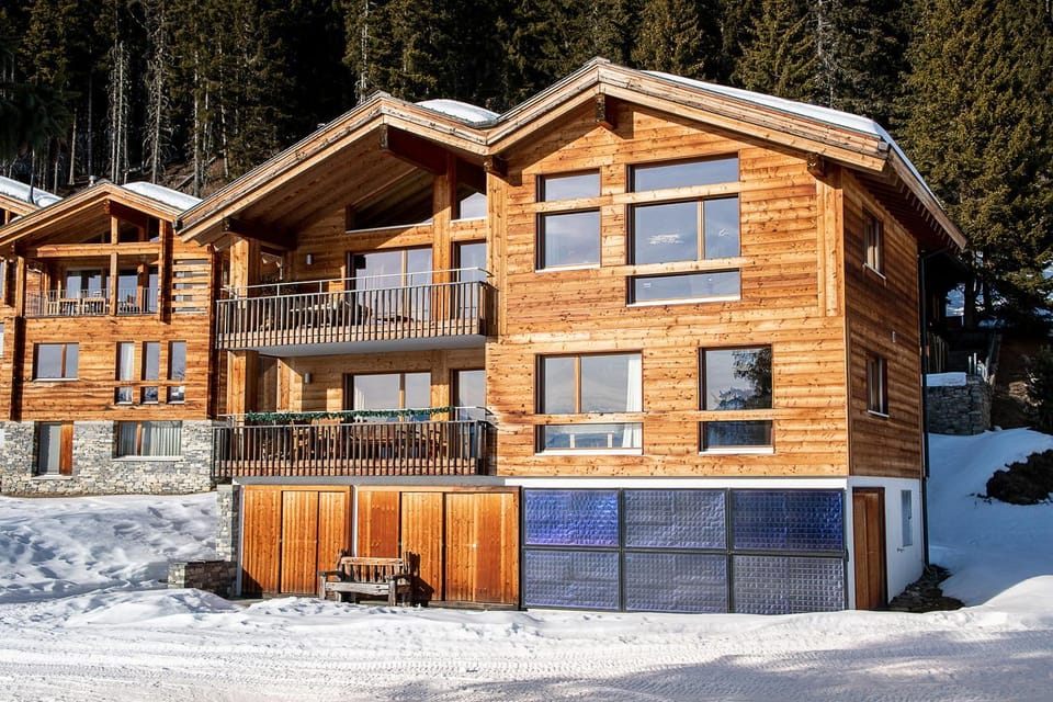Property building, Day, Natural landscape, Winter