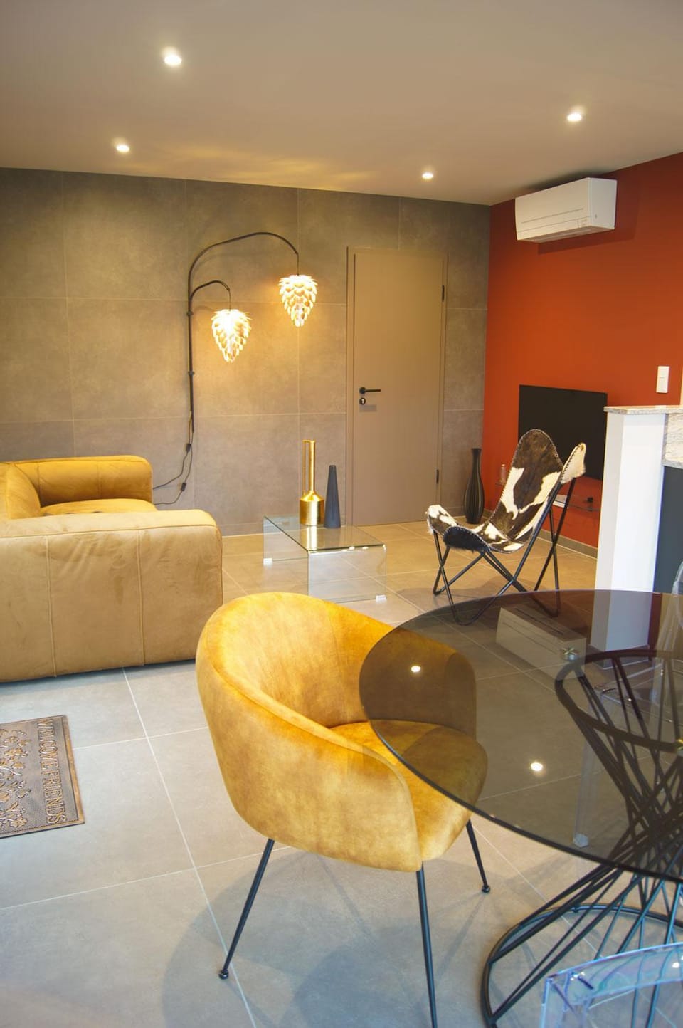 Living room, air conditioner