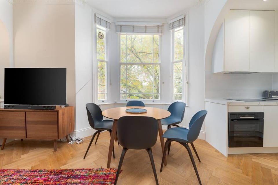 Beautiful Hampstead Home RH6 Apartment in London Borough of Camden