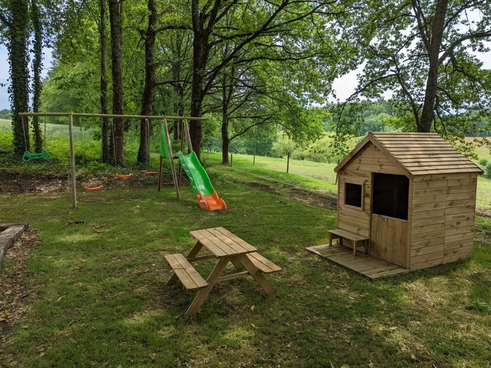 Maison spacieuse en pleine nature avec piscine, équipements de loisirs et randonnées à proximité - FR-1-653-105 House in Nouvelle-Aquitaine