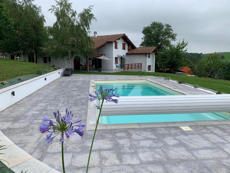Le cocon Laina Piscine & spa optionnel Apartment in French Basque Country