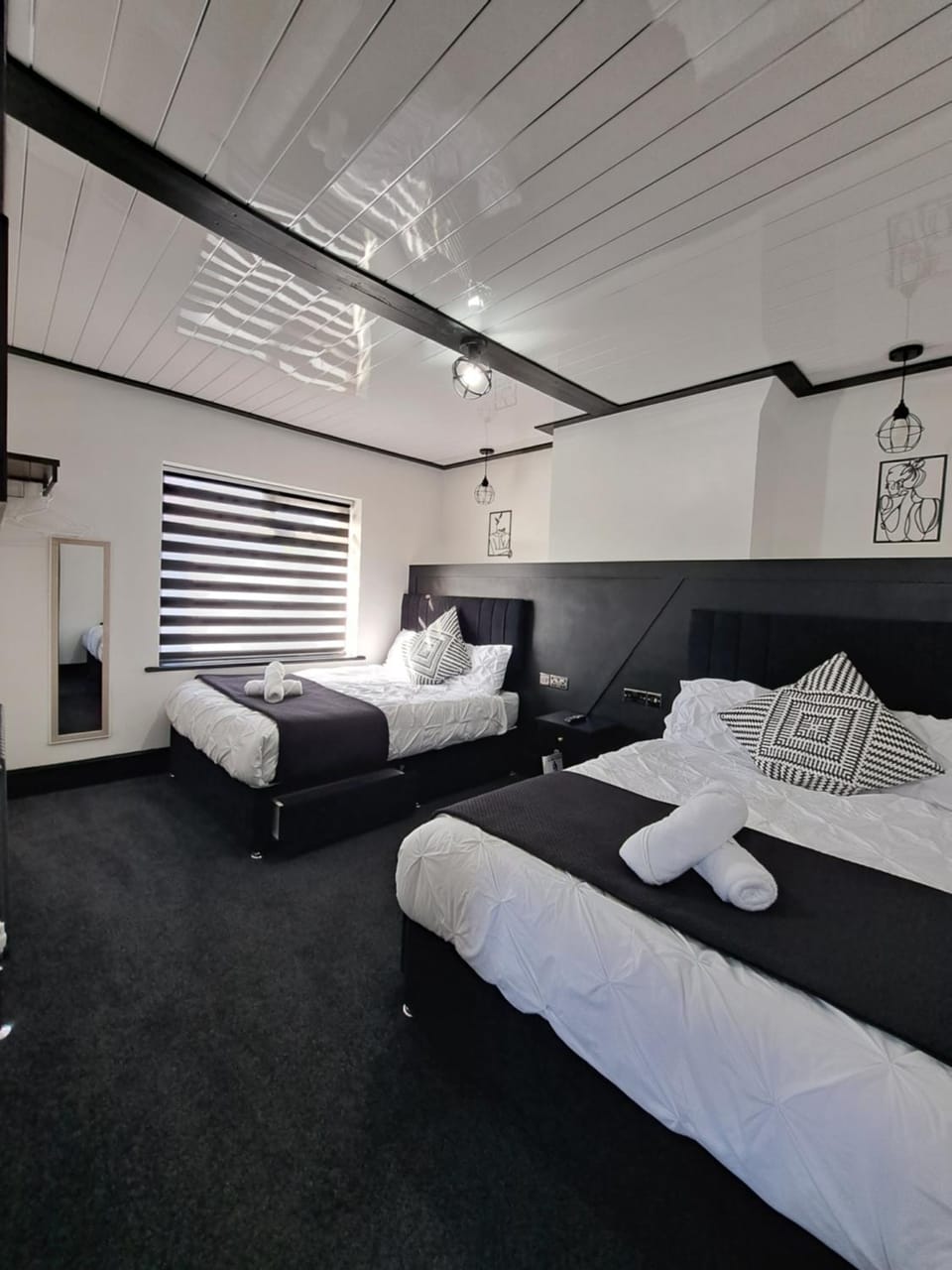 Family Holiday with Hot tub , Family groups only House in Blackpool