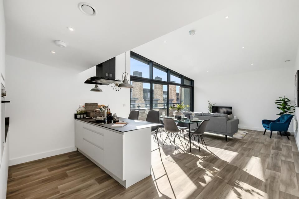 Kitchen or kitchenette, Living room