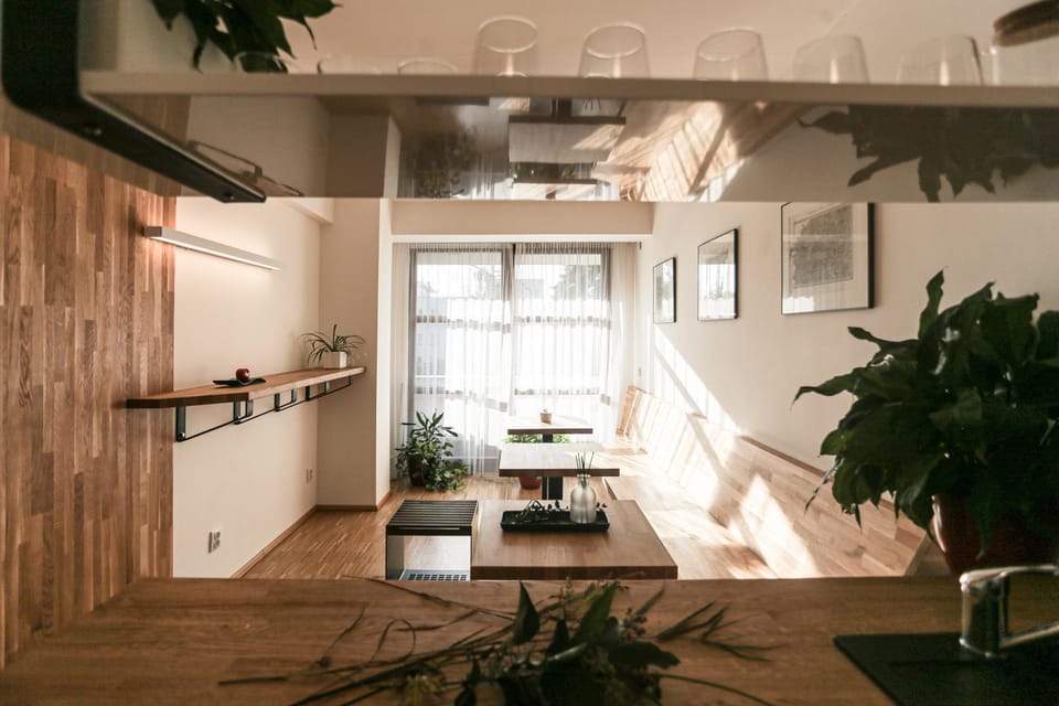 Communal lounge/ TV room, Breakfast