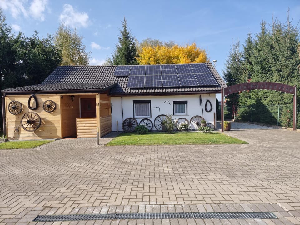 Property building, Day