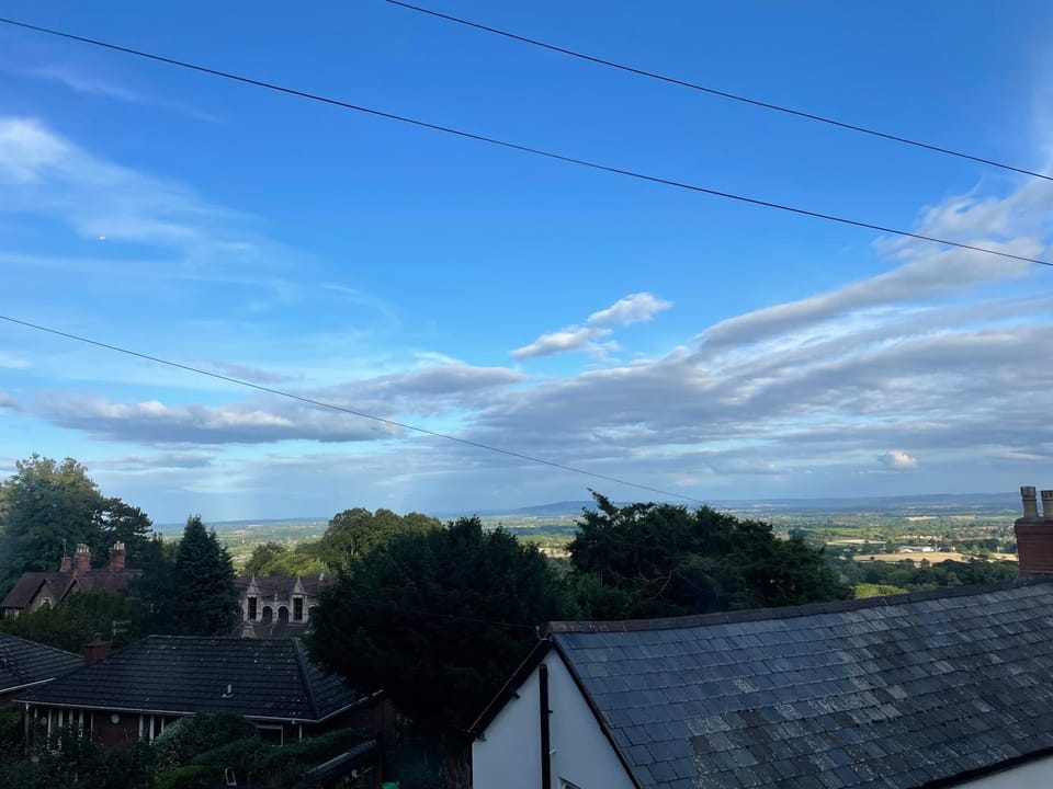 Spring View House in Malvern Hills District