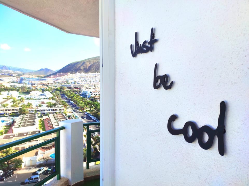 Balcony/Terrace, Mountain view