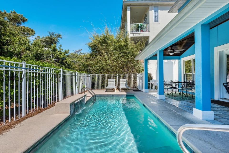 Blue Pelican House in Destin