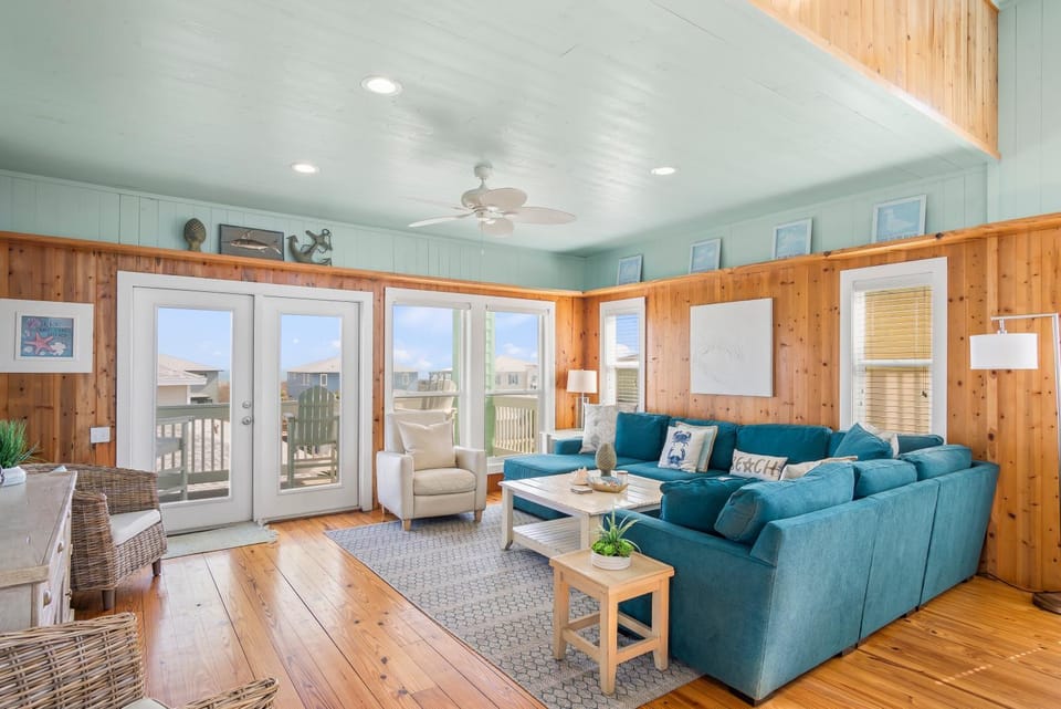 Balcony/Terrace, Living room, Seating area, furniture